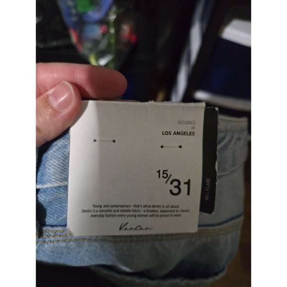 KanCan Juniors Janna High Rise 90's Flare Denim Blue Jeans Size 15/31 Button Fly - Picture 13 of 14